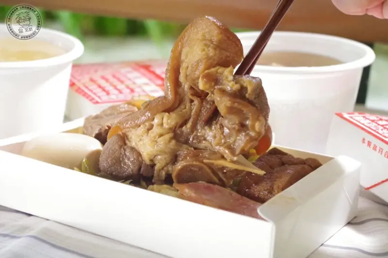 【 一日一便當 ．民生社區便當】在台北找到兩塊豬腳的便當竟然只要65元？享便當-Enjoy Bento