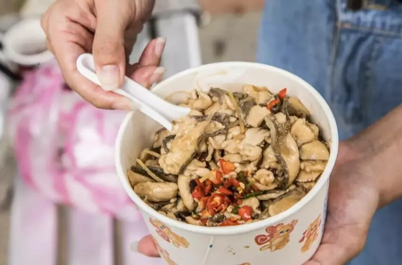 新北市三重區台南林無刺虱目魚｜無刺虱目魚滿到看不到飯！在地人大推新鮮虱目魚蓋飯