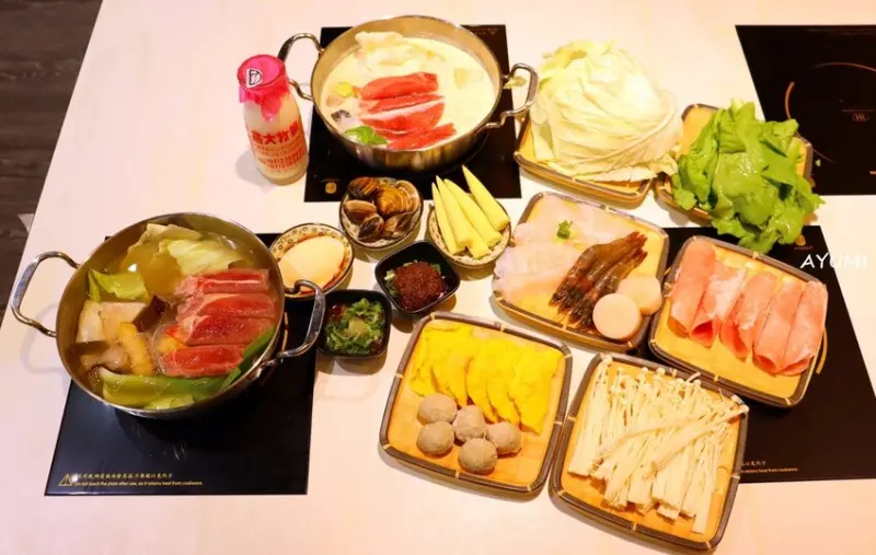 [台南東區小火鍋推薦]粟木小火鍋/附上整罐高大鮮奶的雪白牛奶豬肉鍋必點/超特別的溫泉蛋豬肉鍋/台南東區小火鍋/台南平價火鍋