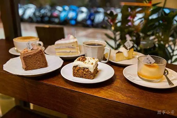 中壢太子鎮美食-膩恬 need cake，鹹食養人，甜食悅人。這裡不只提供好吃的戚風蛋糕～也有各式主食任君選擇！