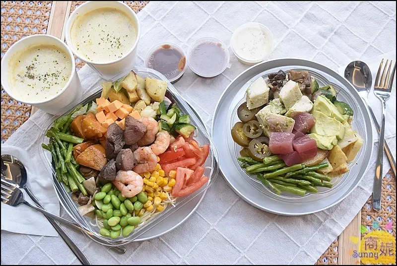 杉SHAN。公益路高質感輕食沙拉!超過20種主食配料獨特醬汁自由配百元出頭好吃又健康-商妮吃喝遊樂