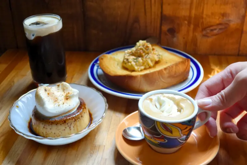 大鶴黑寶 hobo coffee place｜台北中山站不限時沉靜文青咖啡廳，日式復古美感