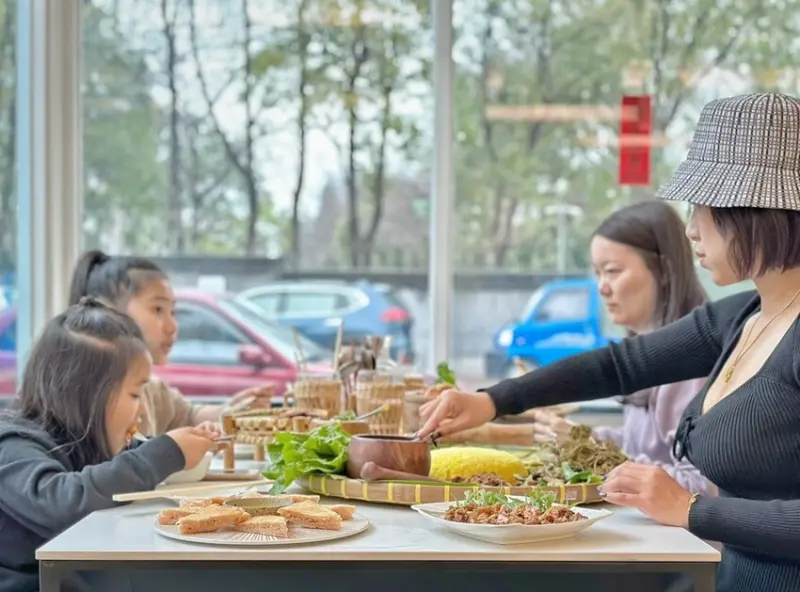 桃園市平鎮區桃園異國料理/異域Mortar&Pestle，在韓風網美店吃滇緬料理！