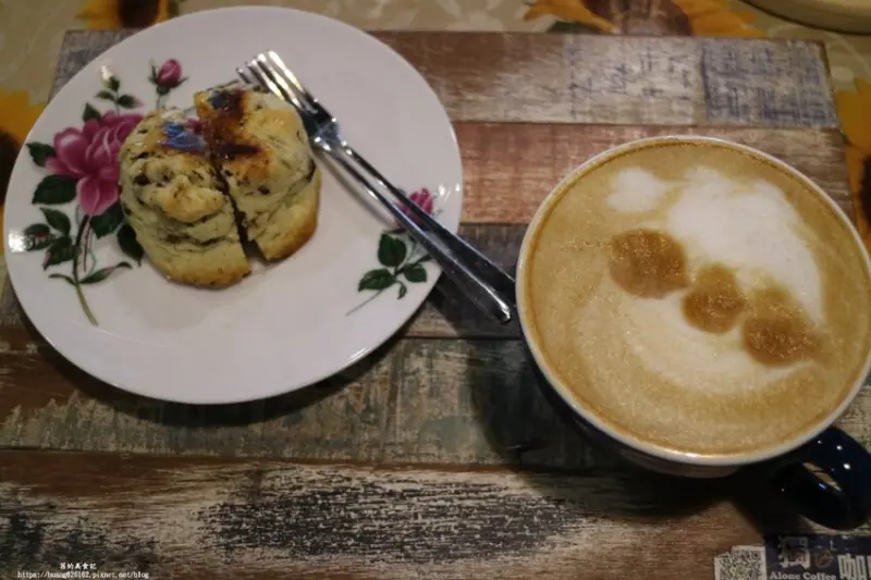 【桃園蘆竹區】蘆竹咖啡館推薦『獨咖啡自家烘培坊』 食尚玩家採訪過~