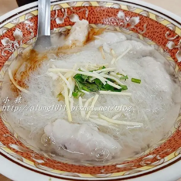 小祿ㄟ小食記 / 旗 津，通山路 / 葉家浮水虱目魚羹 / 傳統小吃好味道!!