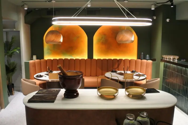 COCA泰式海鮮火鍋 ‧ 泰式料理|熱帶風情的網美餐廳海陸饗宴3~4人套餐，海陸高品質吃到超滿意!