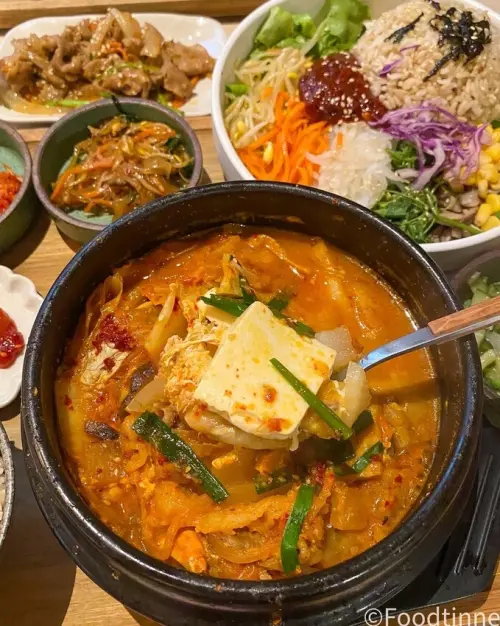 【娘子家咖啡｜中山韓式料理 】韓系咖啡廳竟然有賣豆腐鍋？中山韓式料理又一家 拌飯必點 中山新地標 正宗韓式料理 台北韓式推薦