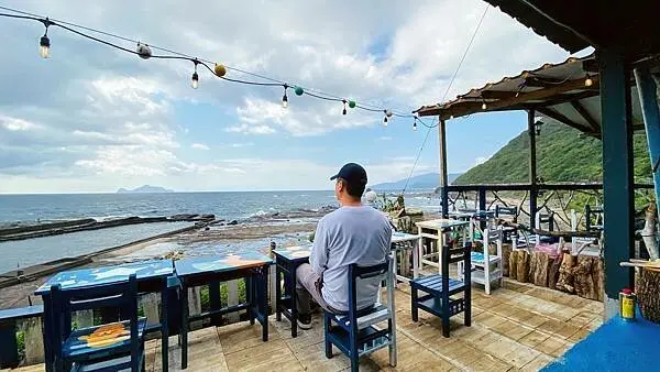 東北角隱藏版海景餐廳【Cilah海的味道】位在懸崖上的餐廳/貢寮海景第一排/座擁180度無敵海景/一間讓人超Chill海鮮餐廳