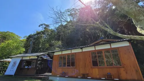 偽出國秘境！一秒飛日本京都，還有現烤小湖怪紅龜粿，沒預約吃不到唷！！