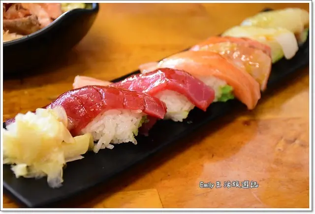 宜蘭美食》樂屋日本料理。人氣日式料理店