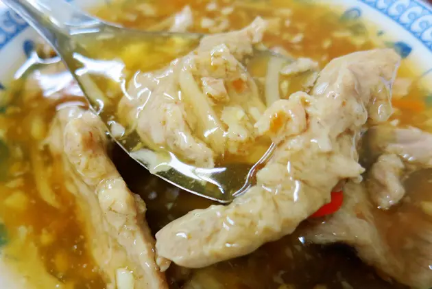 【宜蘭美食】北門口蒜味肉羹vs.傳承蒜味肉羹