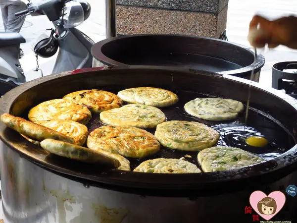 【宜蘭美食】羅東 義豐蔥油派～這點心，有點蔥明！