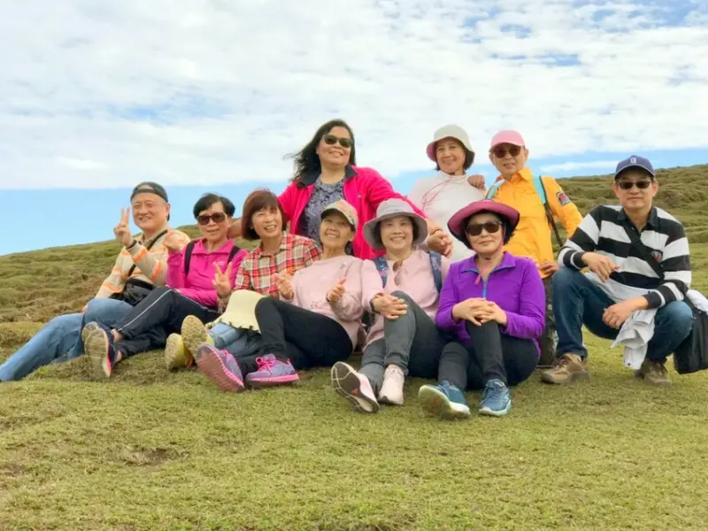 中壢社大週四趴趴走-冷擎步道半日遊，在大草原上野餐.恣意徜徉