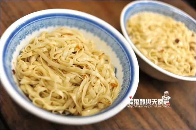 《宜蘭景點美食小吃》冬山廣興在地美食三連發~羅東帝爺廟口喥咕麵．廣興做粿．富哥活海產