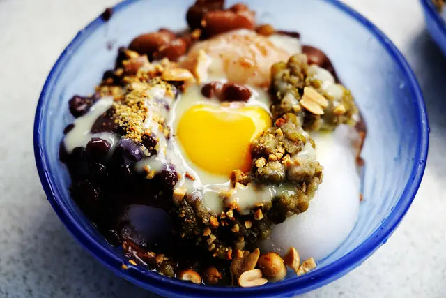 【台灣，宜蘭，南澳】夏日炎炎，吃冰正好；超過一甲子的在美味~建華冰店(Jianhua Ice Shop)。(招牌冰：傳道冰+蛋，傳道冰+冰淇淋)
