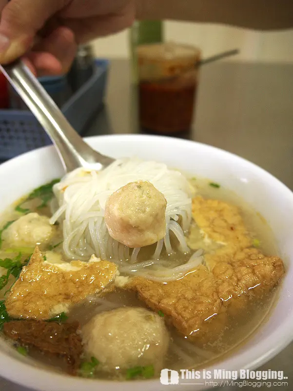 【宜蘭員山│食記】陳茂庚魚丸米粉店～50年在地老滋味