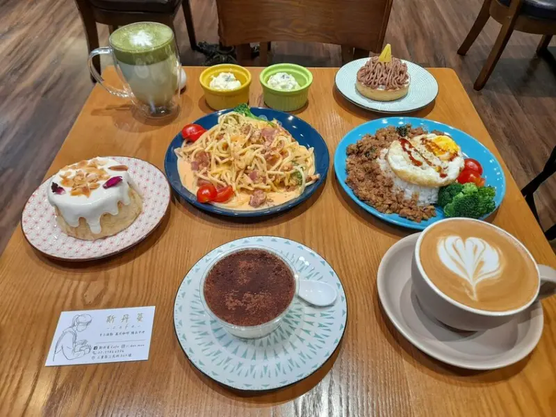 【美食】「斯丹蔓cafe」三重咖啡廳推薦，三重純手工甜點蛋糕、三重下午茶推薦 (附菜單)