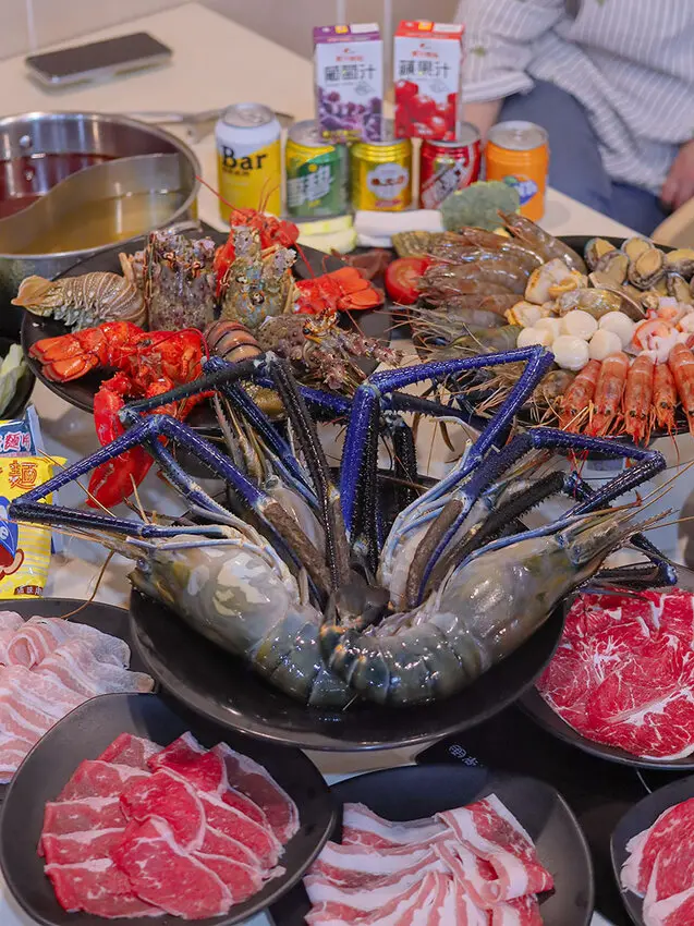 新竹湖口 印in麻辣鍋放題 | 眼斑、青龍、波士頓龍蝦吃到飽，再送10倍大的斯里蘭卡帝王長臂蝦