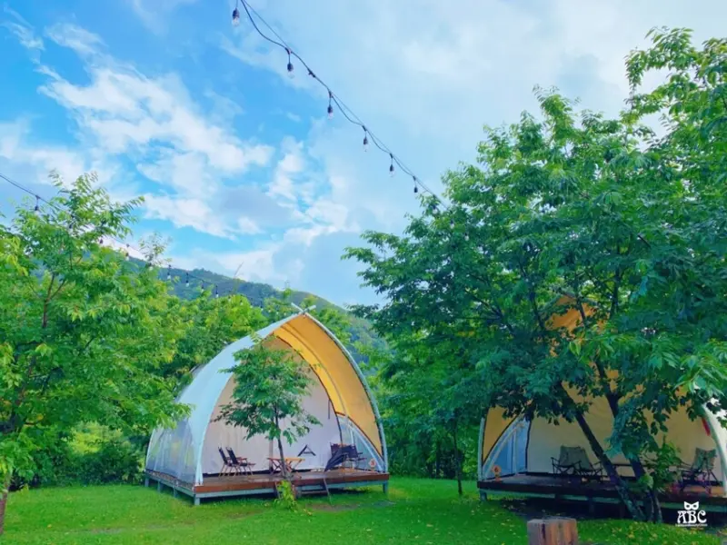 新竹豪華露營一泊二食|蟬說：霧繞，免搭帳包餐食，懶人親子露營新竹旅遊景點