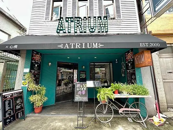 [天母美食] 心房料理廚房 (心房咖啡餐酒館) 簡餐咖啡下午茶 門面可愛又好拍 #天母石牌美食 @蛋寶趴趴go