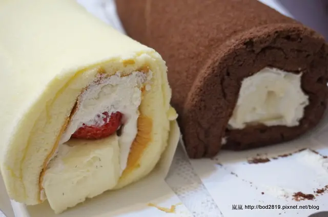 【宜蘭羅東】奕順軒－草莓/提拉奶凍捲+必買多穀乾酪麵包(團購名店、宜蘭必買、宜蘭伴手禮)