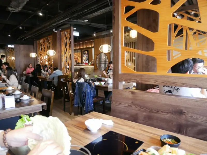 瘋一鍋頂鮮鍋物 新莊中正店 細緻火鍋美食推薦 - 小博數位生活