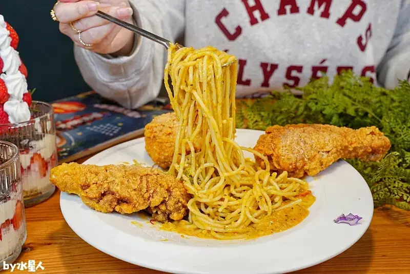 春三朝午：台中必吃早午餐，超狂3隻酥炸雞腿義大利麵、雙倍牛排