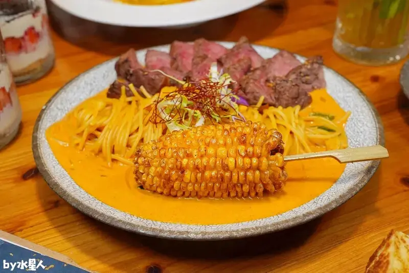 春三朝午：台中必吃早午餐，超狂3隻酥炸雞腿義大利麵、雙倍牛排