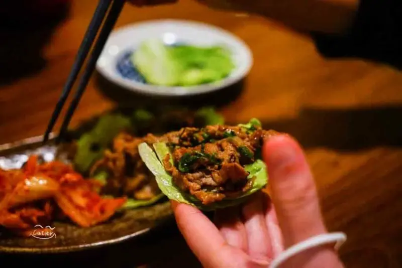 三輪仔串燒酒戶 斗六分舵｜雲林在地日式串燒酒戶 下班小酌最佳選擇 雲林斗六美食/宵夜/居酒屋 - Cutier吃飯中 日式經典串燒，老少咸宜的餐點內容，寧靜的夜晚就來一趟三輪仔之行吧！