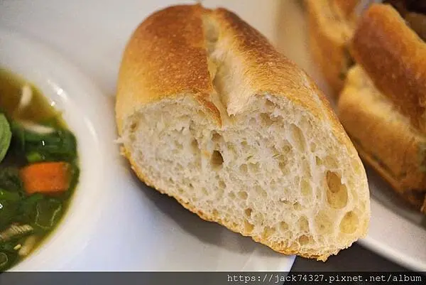 {新竹美食}明昌越式餐館：在新竹也可以吃到最道地的越式料理，