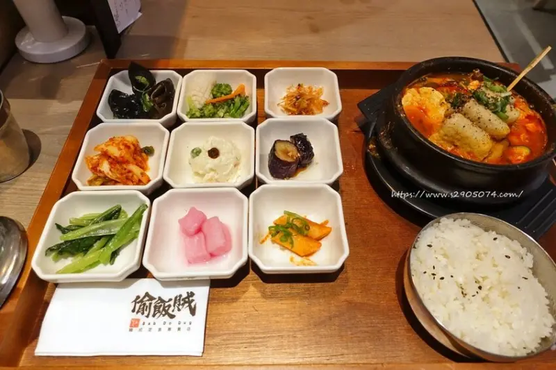 竹北大遠百-偷飯賊 밥도둑➤精緻九宮格小菜➤韓式定食專賣店❄補上再訪食記