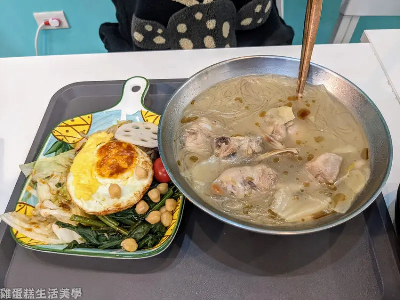 【新竹食記】浩克廚房 - 主打低鹽少油，吃出健康的大份量的平價餐食