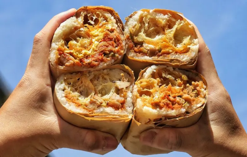 【台南食記】粗霸飯糰 - 便宜大份讓你甲粗霸 - 超文青的創意飯糰在台南