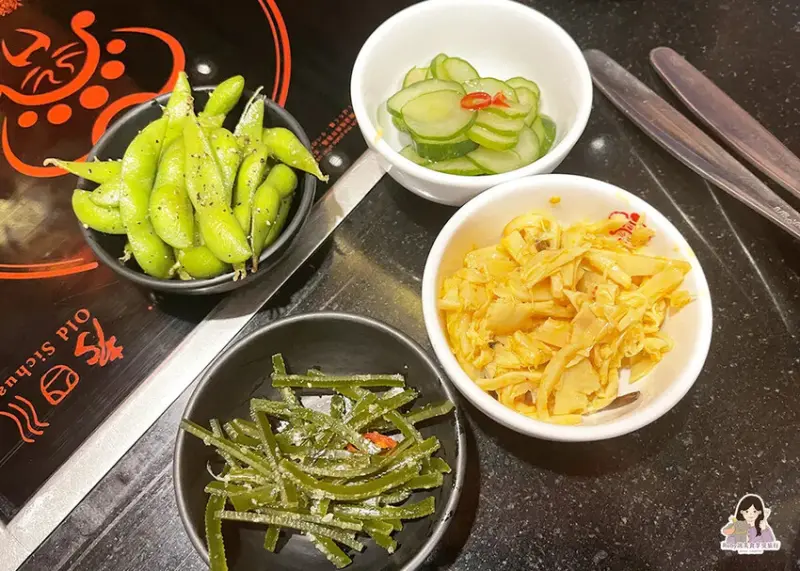 【台北美食】老四川巴蜀麻辣燙-台北長安店，麻辣鴨血豆腐吃到飽