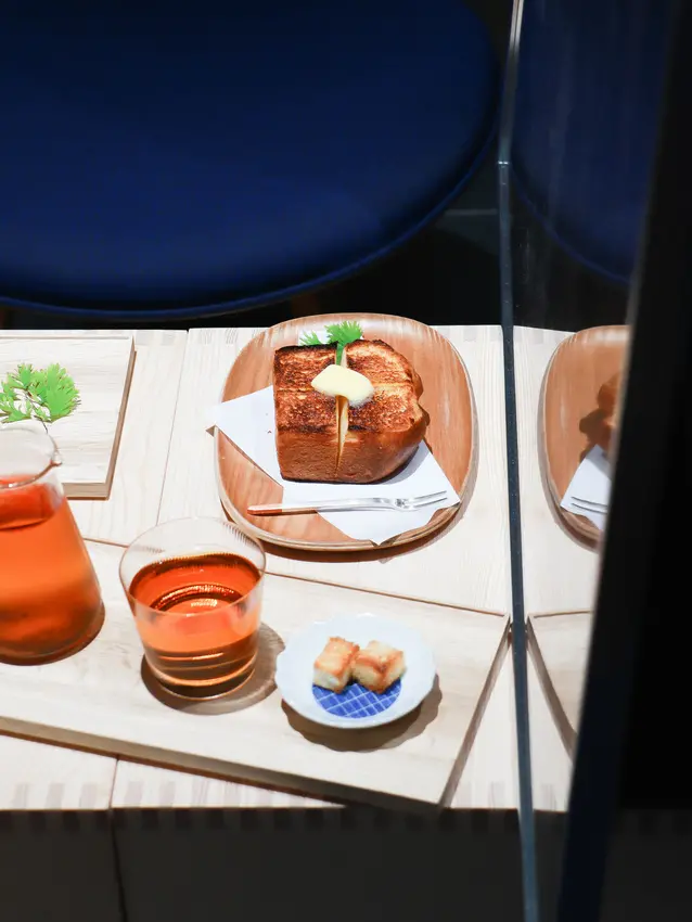 設計師的質感書店，咖啡廳、酒吧、書店的綜合體！