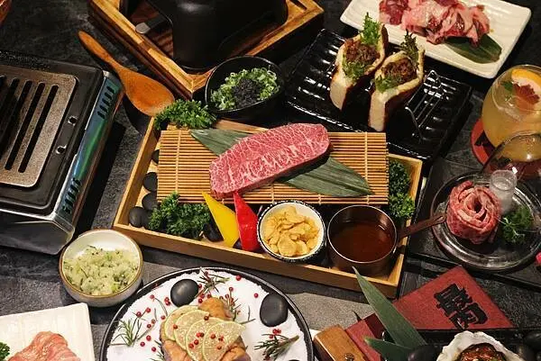 台中美食｜最肉燒肉-專人代烤王品旗下超質感燒肉，全新推出雙人組合餐，台中燒肉聚餐推薦首選