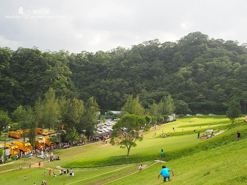 【台北】迷你版青青草原滑草趣 福德坑環保復育公園