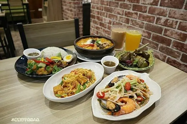 台中西區泰式料理【One More泰】清爽好滋味 酸辣泰美味 鄰近中教大與勤美 寵物友善餐廳