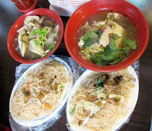 【深坑老街】飄香二十年難忘的好滋味~德福素食
