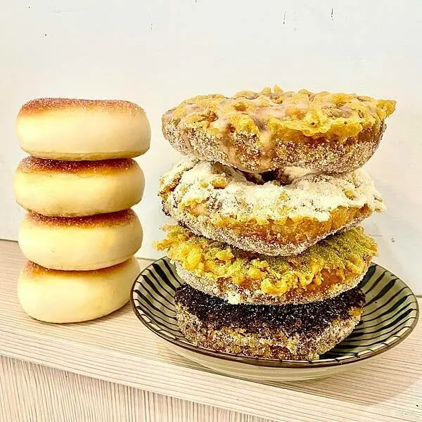 辦公室下午茶揪團新選擇‧超邪惡脆皮甜甜圈/爆餡多拿滋任你搭│脆大爺脆皮甜甜圈（竹北嘉興店）