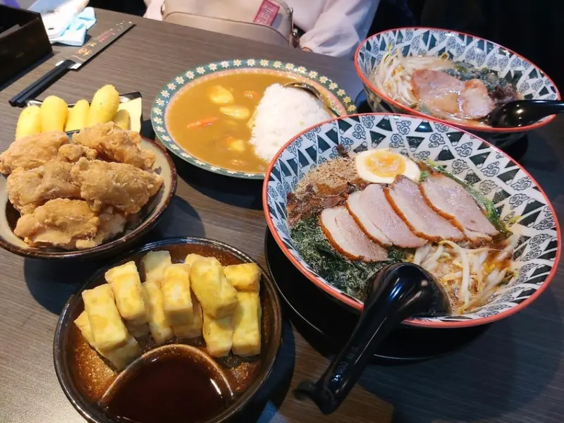 高雄美食：鳳山美食 拾玥拉麵~高CP值日式拉麵美食，推薦櫻桃鴨拉麵超特別！ - 小N手札 Nancynote