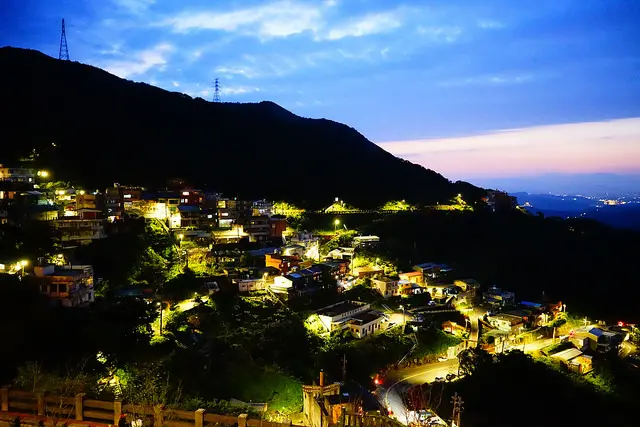 新北市景點推薦~用宮崎駿的視角玩九份 九份之千と千尋の神隠し