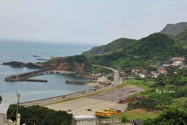 【新北瑞芳】漫遊山城濂洞國小之全台最長溜滑梯、水湳洞陰陽海、金瓜石黃金博物館、九份老街懷舊吃好料