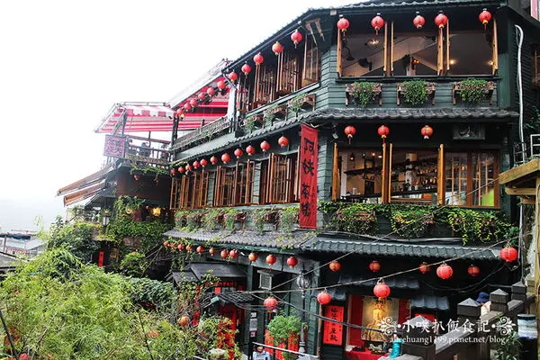 【新北瑞芳景點】九份老街一日遊~老街美食.昇平戲院.阿妹茶樓.重溫老街山城