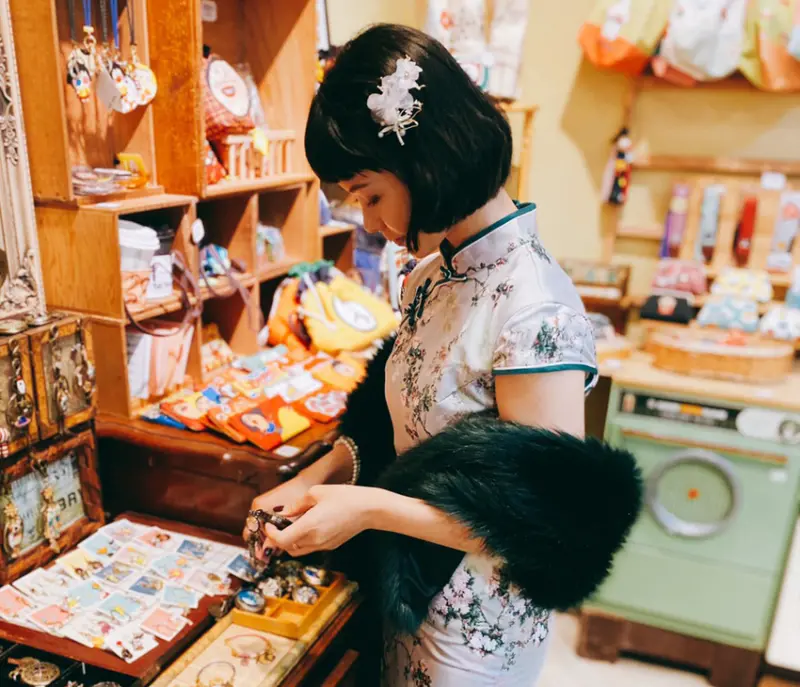 台灣九份CHIPAO旗袍租借一整天遊九份老街、拍閏蜜照體驗懷舊城景（KKday預約）