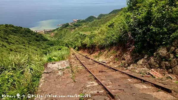 ★新北瑞芳★風景怡人【報時山】旁隱匿美拍秘境鐵道溜滑梯。