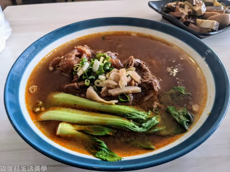 【新竹食記】牛太鉉麵食館 - 竹東高品質牛肉麵，牛肉軟嫩用餐環境超棒