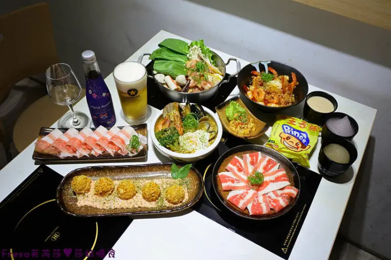 高雄火鍋【粟木小火鍋】深夜平價火鍋＋餐酒料理.素雅氛圍又輕鬆.飲品餐包無限供應│高雄鳳山店│鳳山美食