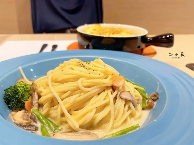 台中95元起平價義大利麵，加焗烤加飯加麵客製化，紅茶無限暢飲，動漫公仔擺設超吸睛 - Cyndi loves享食天堂