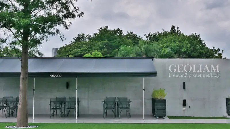 《台中西屯》GEOLIAM門門│城市秘境裡有著大草地的歐風貴婦系咖啡館